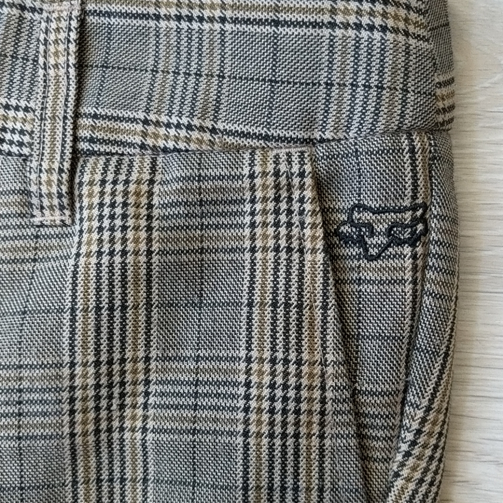 Fox Shorts - Picture 2 of 4